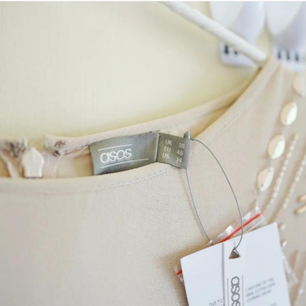 NEW Beautiful Sequin Cream Dress - Picture 5 of 5